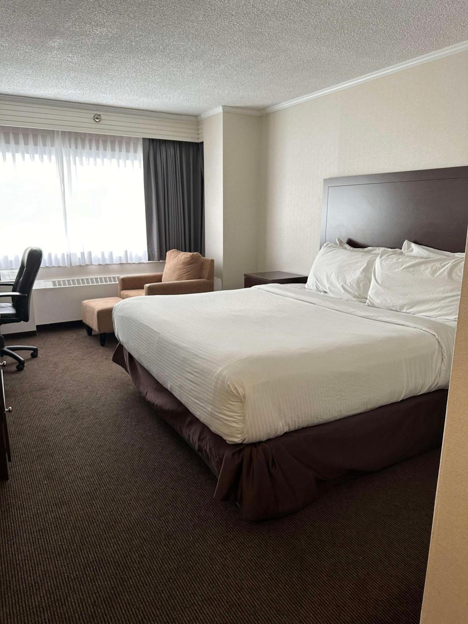 Best Western Cedar Park Inn Edmonton Zewnętrze zdjęcie