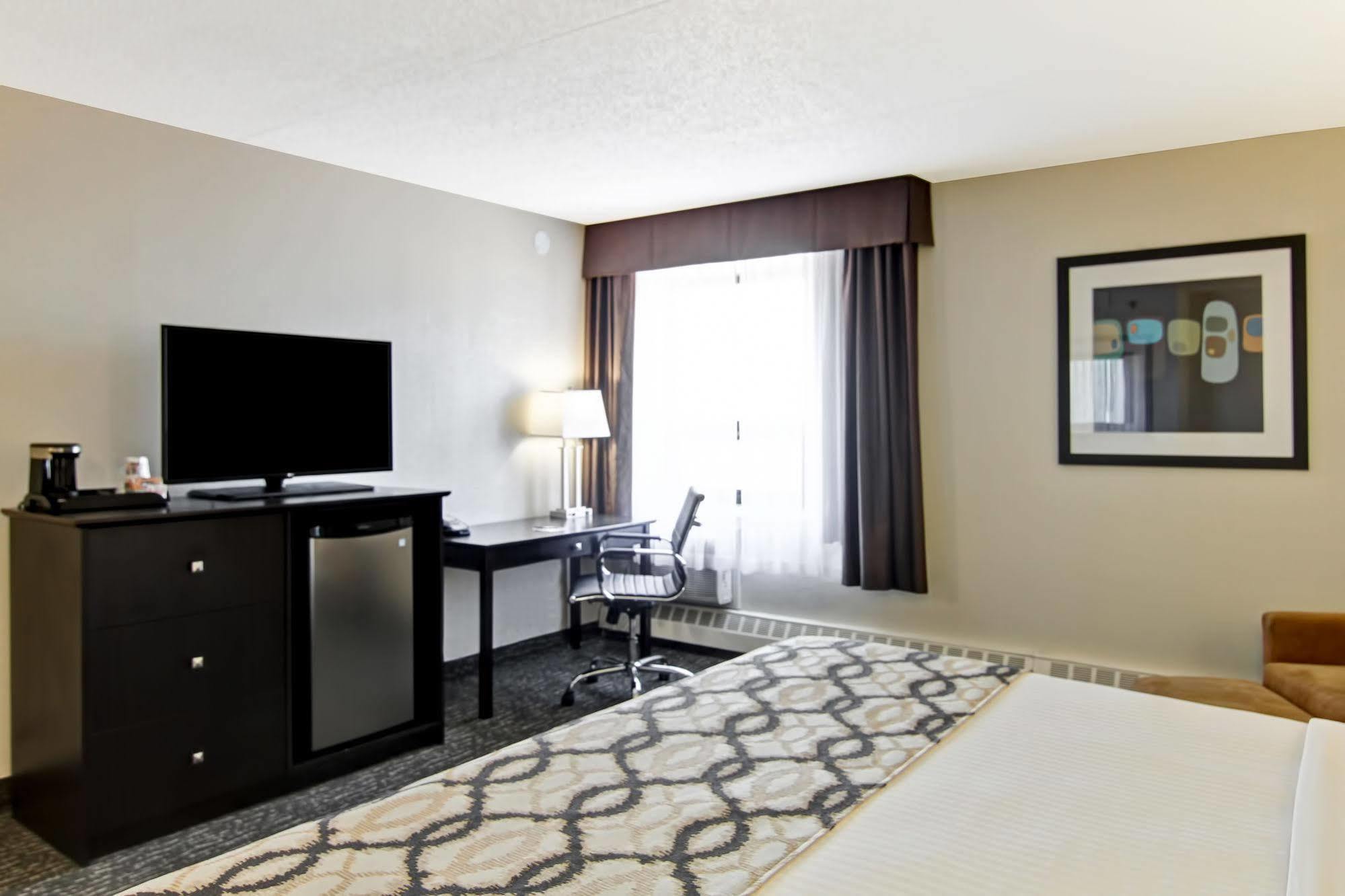 Best Western Cedar Park Inn Edmonton Zewnętrze zdjęcie