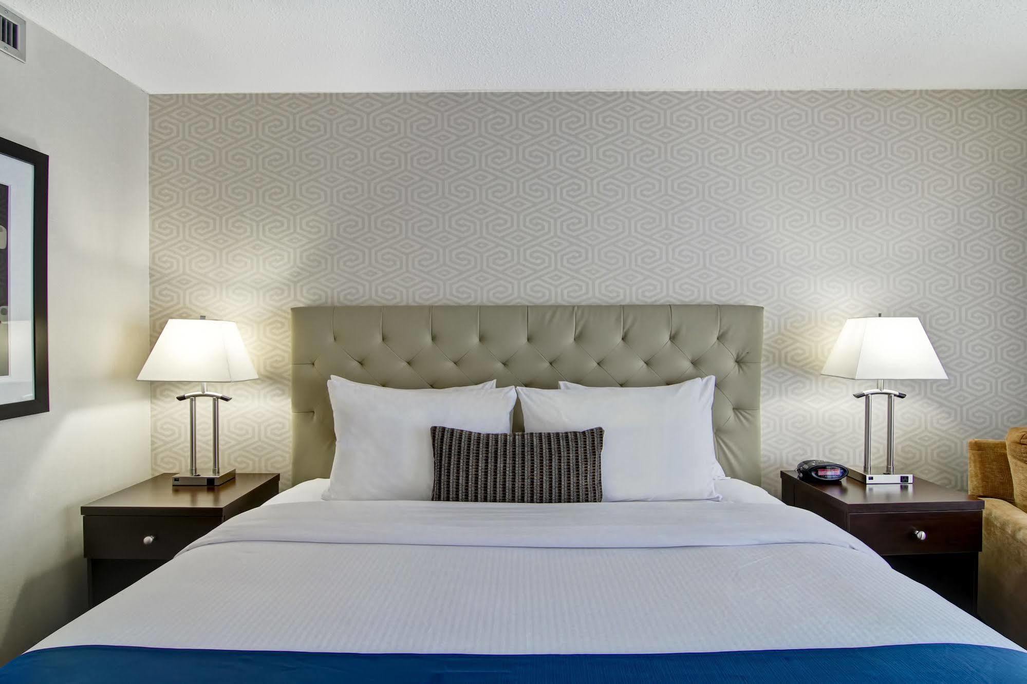 Best Western Cedar Park Inn Edmonton Zewnętrze zdjęcie